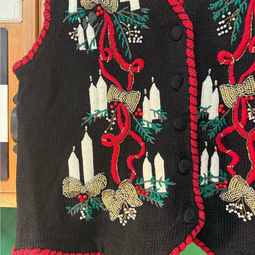 Victoria Jones Woman Black Cardigan with Festive Accents - Picture 4 of 9